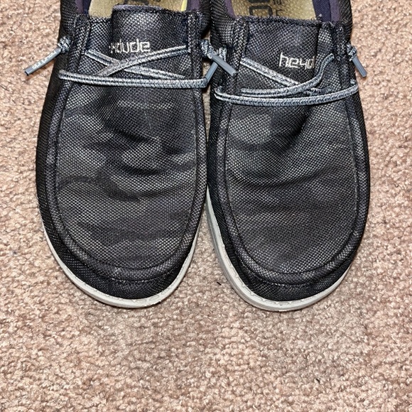 Hey Dudes - Picture 3 of 5